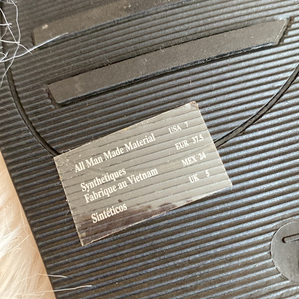 American Eagle sandals - Picture 7 of 13